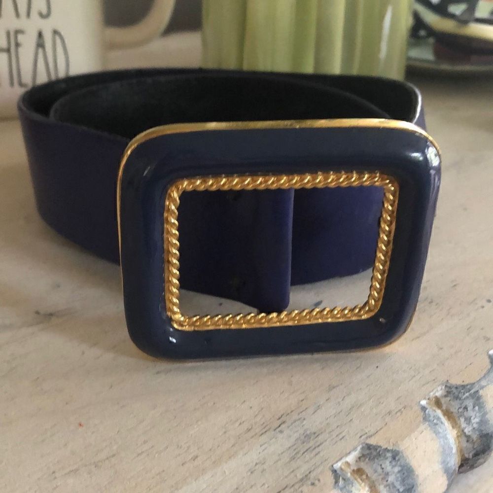 St.John vintage enamel Blue leather belt size XS/s
